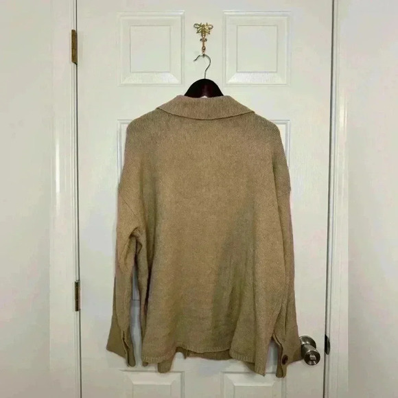Shacket chunky knit cardigan size medium tan brown - Picture 5 of 5